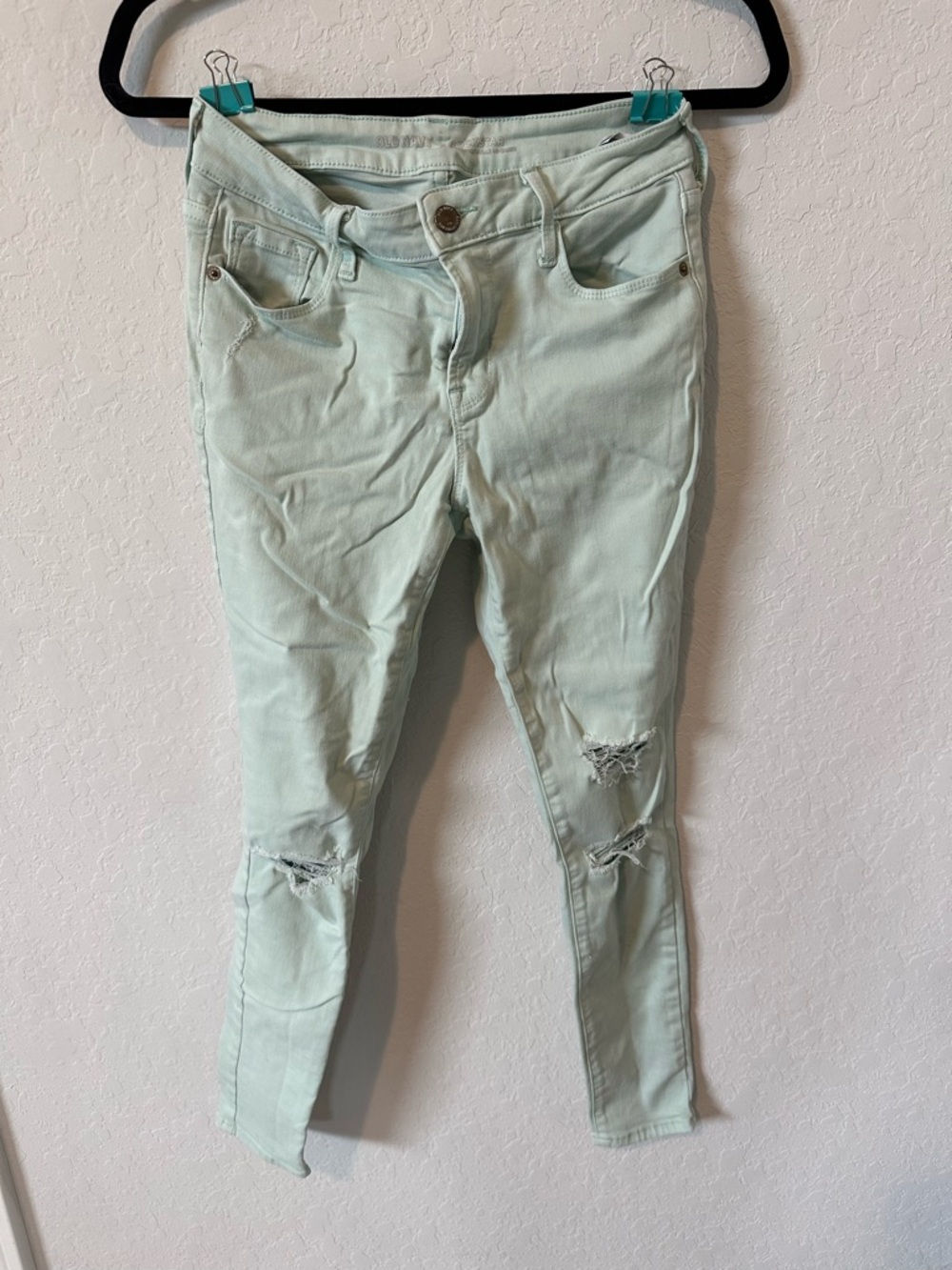 Old Navy Mint Green Skinny Jeans with Knee Rips